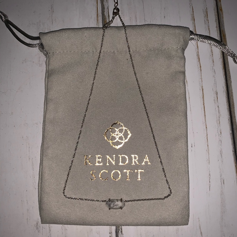 Kendra Scott Necklace